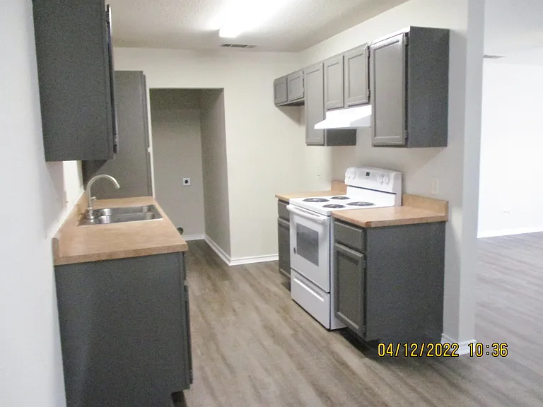 8130 Marydean Ave — Photo 18