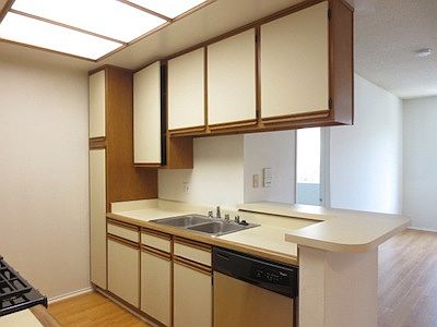 5th image of 10933 Huston St APT 204