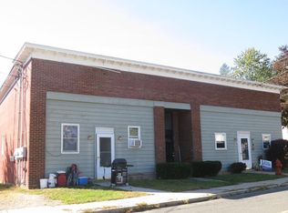 64 Parsons St, Easthampton, MA 01027