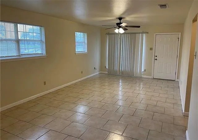 4104 Buchanan St — Photo 3