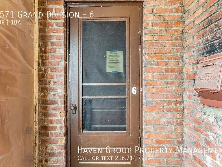 9571 Grand Division Ave #6 — Photo 4