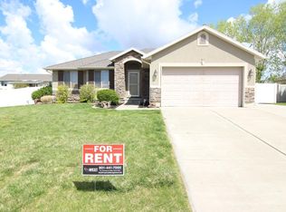 627 E 2100 S, Clearfield, UT 84015