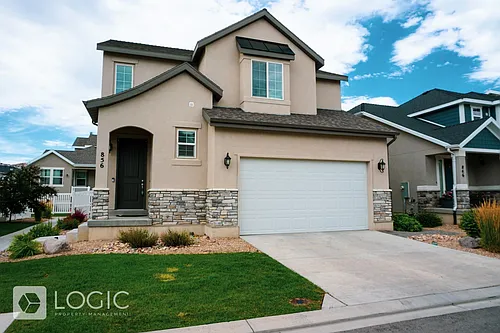 856 W 2800 N Photo 1