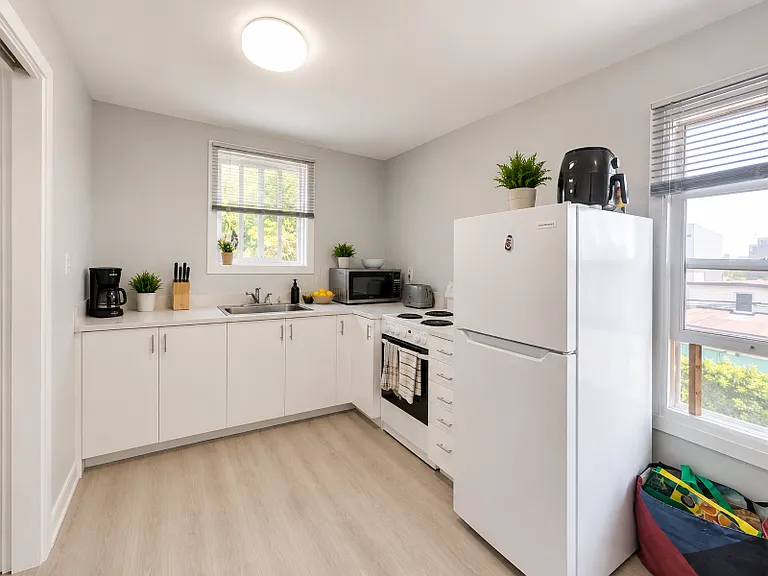 115 Carruthers Ave #3 — Photo 1