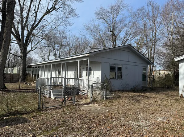 109 W Elm Street, Strafford, MO 65757