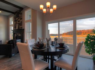 1311 Settlers Dr, Marion, IA 52302