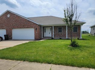 18 Sheila Ct, Morton, IL