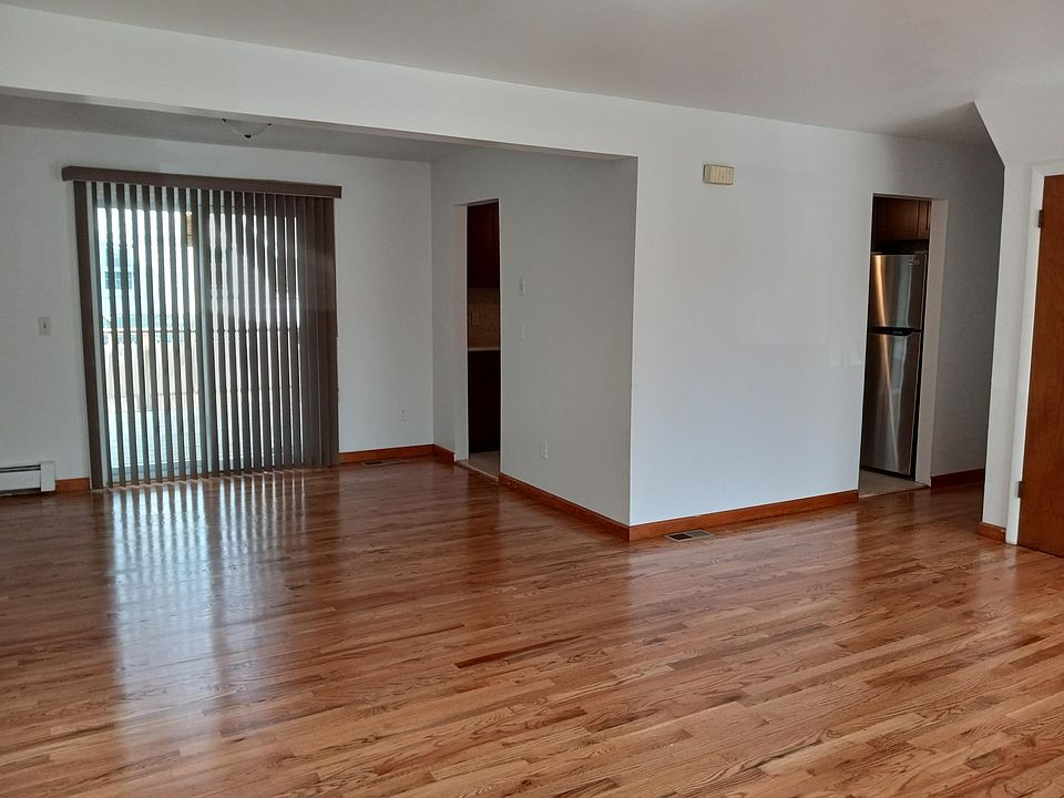 1st image of 1 Sea Cliff Ave #1