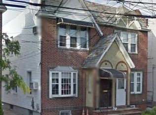 24431 89th Ave, Bellerose, NY 11426