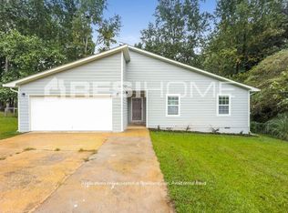 5991 Dan Dr, Ellenwood, GA 30294