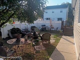 3rd image of 320 Bryson Ave