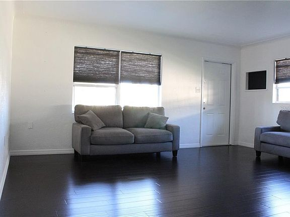 5th image of 1152 62nd Ave N