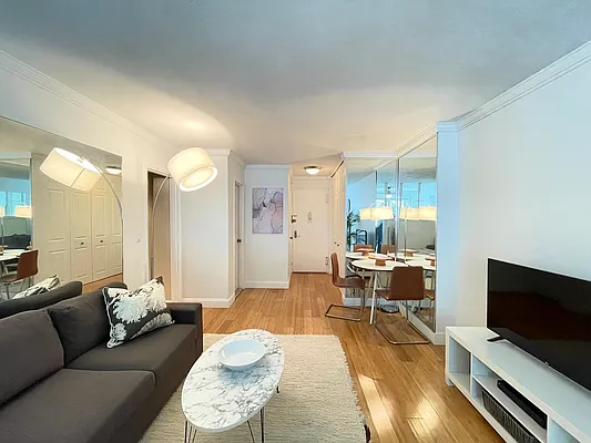 Rented by The Burkhardt Group | media 8