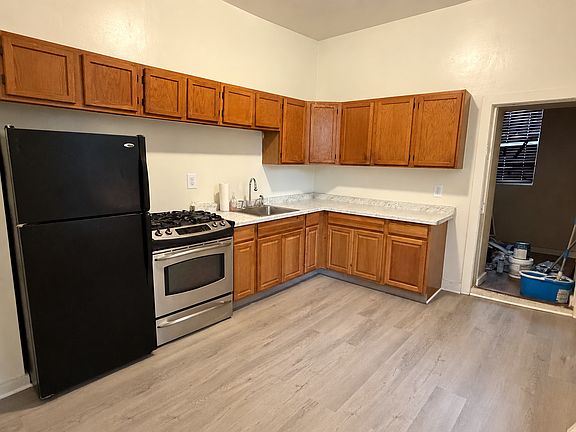 3rd image of 5324 N Ashland Ave APT 1
