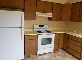 182 6th St, Clallam Bay, WA 98326