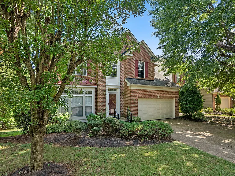 10209 Juniper Dr — Photo 2
