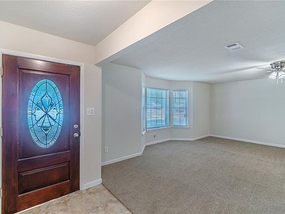 3rd image of 3404 Wren Ave