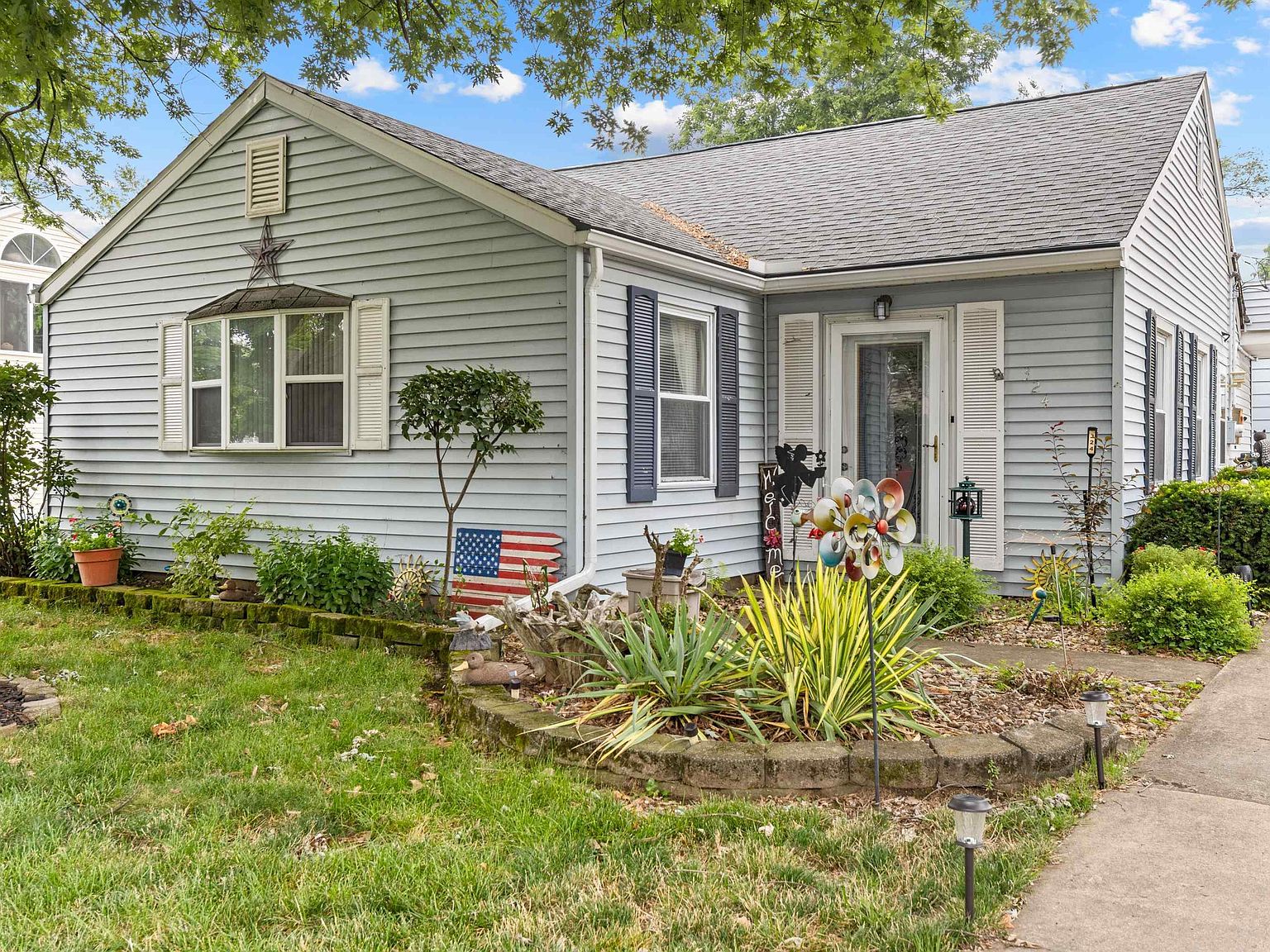 324 Forrest Dr, North Pekin, IL 61554 Zillow