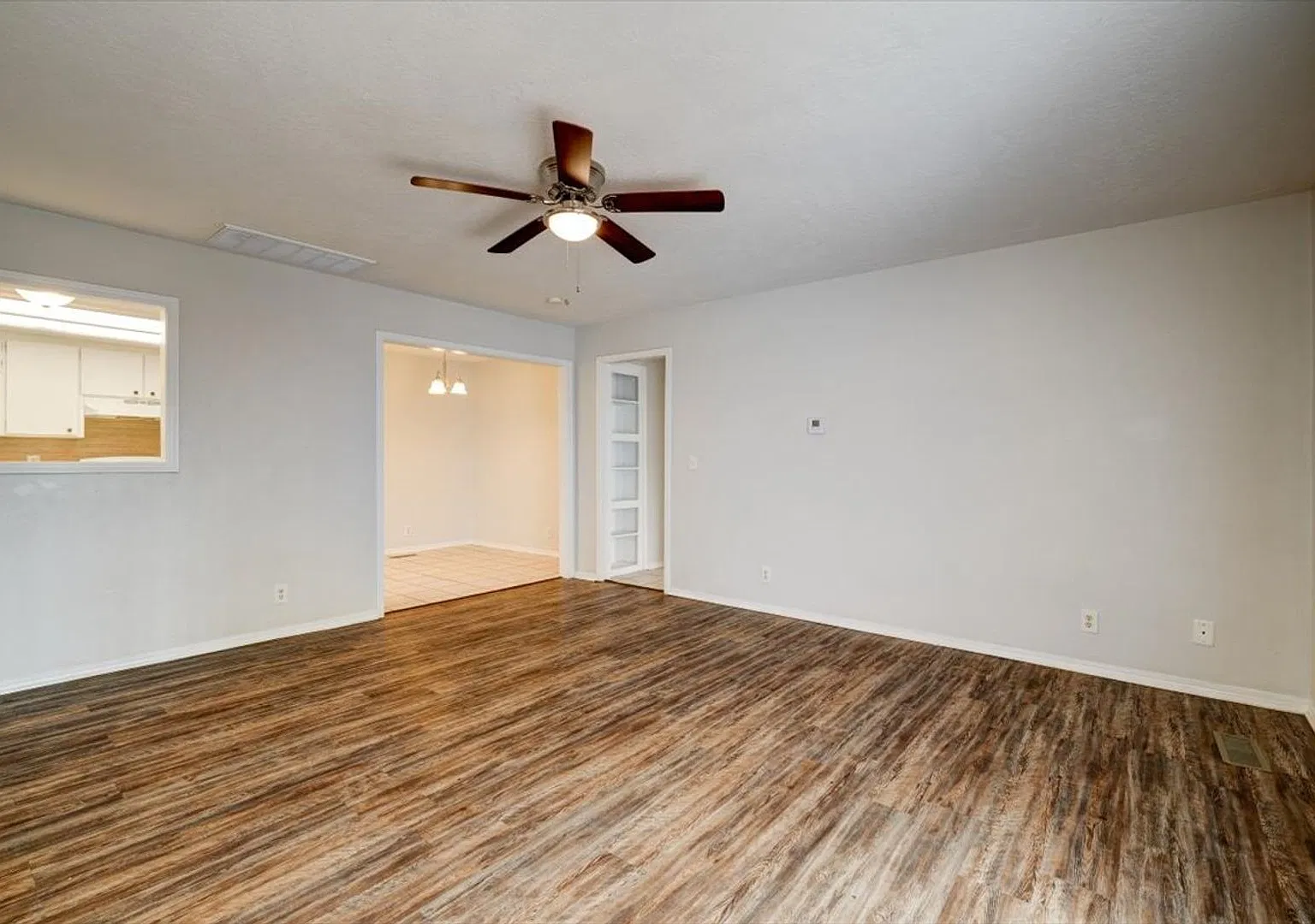2 Bed 2 Bath duplex on 10th and Council — Photo 3
