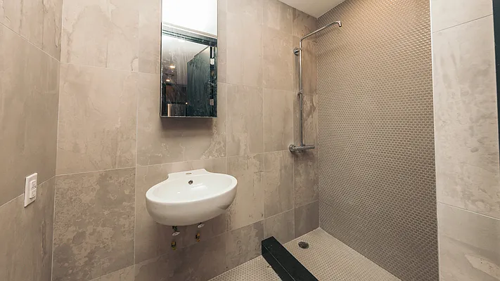 Rented by Nooklyn NYC LLC | media 59