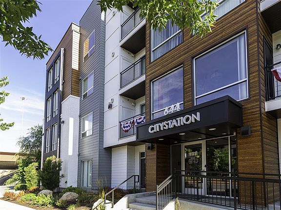 4th image of 644 W North Temple APT 403