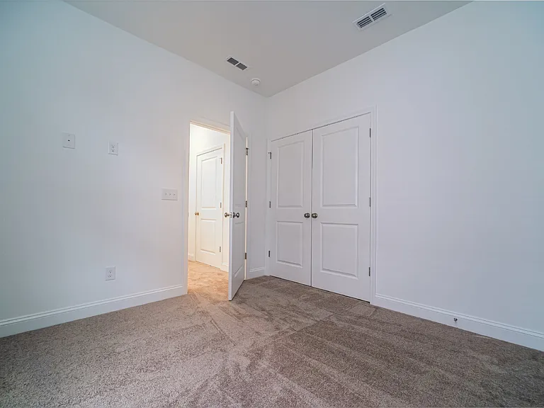 1535 Pebble Shore Ln — Photo 17