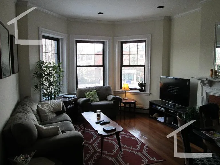 1682 Beacon St #A3 — Photo 9