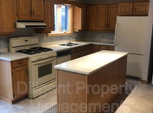 905 Central Park Blvd N, Oshawa, ON L1G6V8