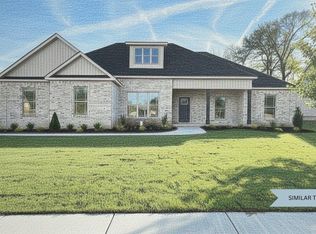 114 Collins Estate Ave, Centerville, GA 31028