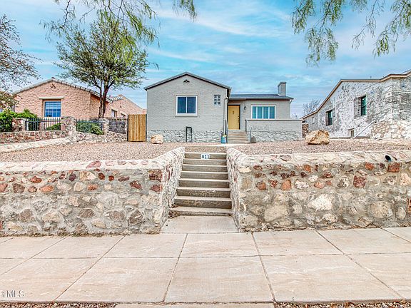 3rd image of 811 Winter Dr