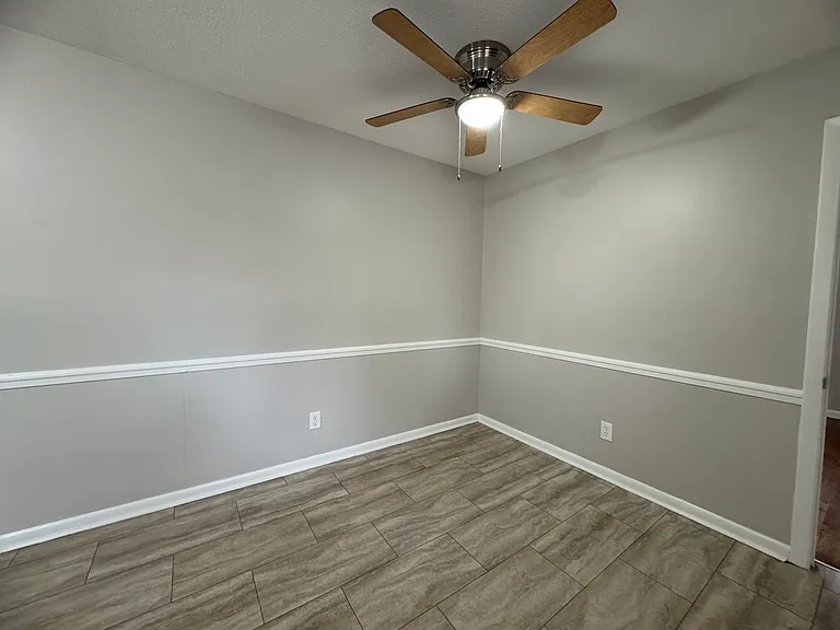 2319 Albright Dr — Photo 32