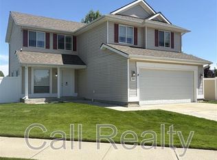 1814 N Arc St, Greenacres, WA 99016
