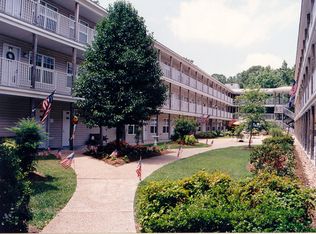 207 Bedford Ct APT 210, Portsmouth, VA 23701