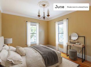 28 Charnwood Rd #1-C, Somerville, MA 02144