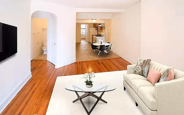 341 1st Avenue — Photo 2