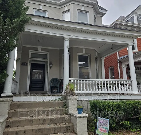 910 Colonial Ave — Photo 30