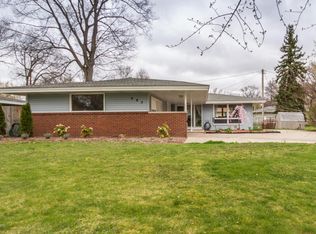 405 W Lakewood Blvd, Holland, MI 49424