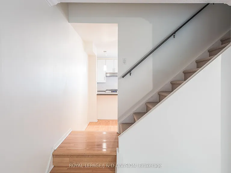 640 Adelaide St W — Photo 17