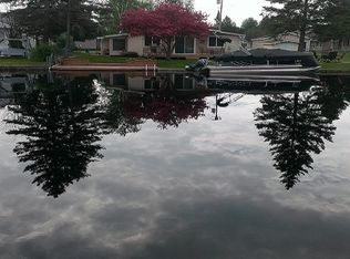 112 Shawnee Trl, Houghton Lake, MI 48629