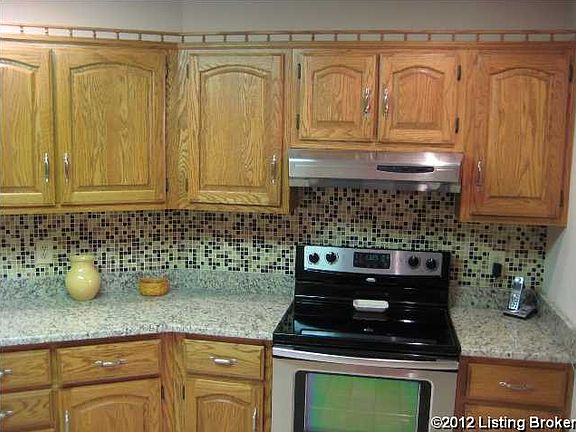 3rd image of 3240 Knox Ave