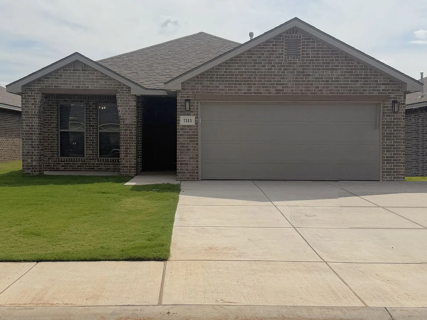 Brand New Build 4/2/2 in Burgamy Park! Frenship ISD! — Photo 1
