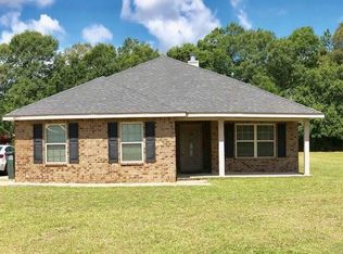 6807 Wallace Dr, Pace, FL 32571