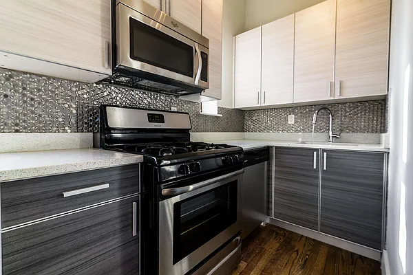 Rented by Nooklyn NYC LLC | media 11