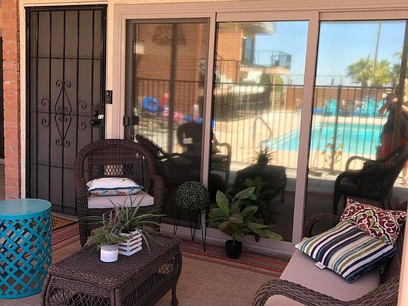 2nd image of 89 Acoma Blvd N APT 12