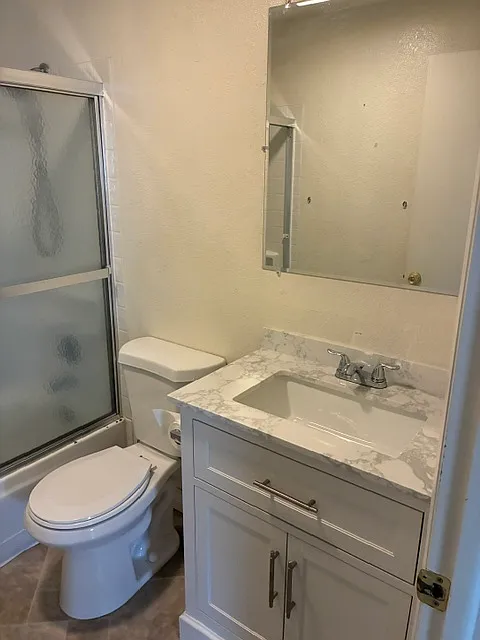 300 S Ruby St #1