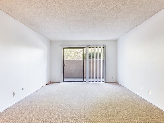 4th image of 22100 Burbank Blvd Unit 100A