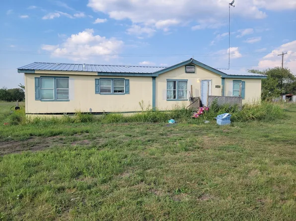 1704 Fm 814, Trenton, TX 75490