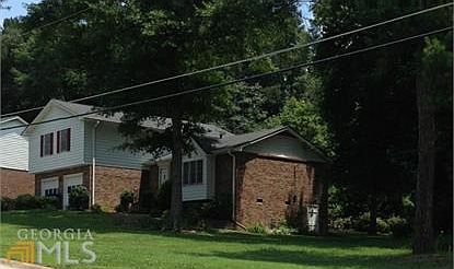 2nd image of 2216 Lunceford Ln