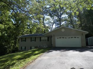 253 Old Pine Dr, Perryville, MO 63775