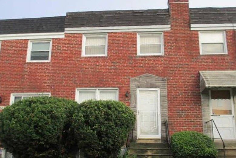 1st image of 4521 Shamrock Ave